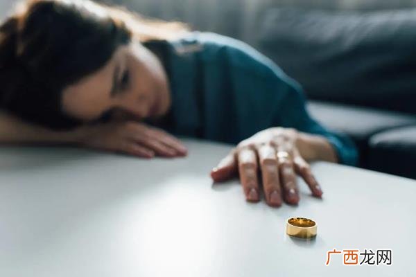 暗示自己想分手的说说，不想分手的人毫无准备