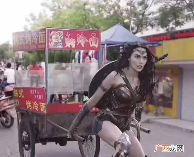 如何用产品思维摆地摊月入三万？