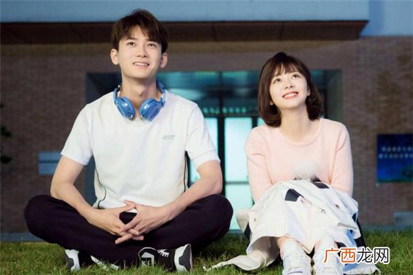 离开男朋友一分钟就想他是为什么?这种情况该怎么克服?
