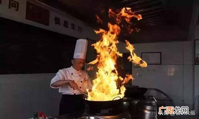 炒菜该如何用火、如何用油，大厨亲自传授秘决