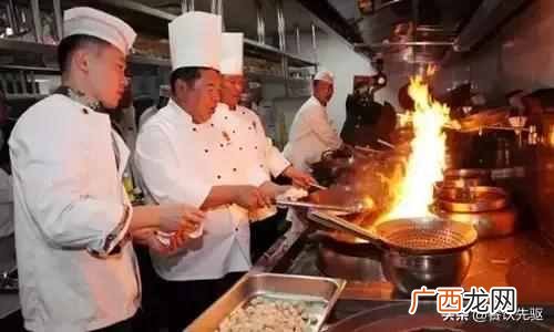 炒菜该如何用火、如何用油，大厨亲自传授秘决