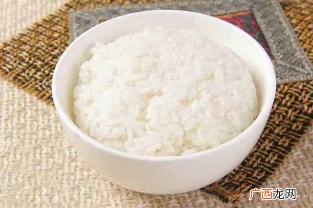 如果利用蒸碗在微波炉里蒸米饭？高压锅和微波炉也能蒸米饭，你知道