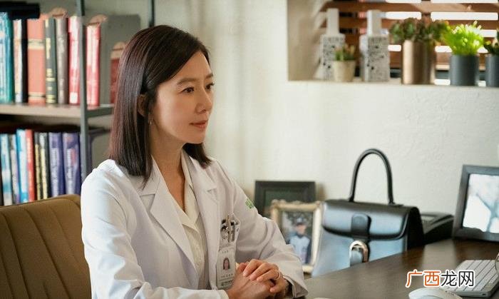 离婚和耗着哪个对女人更有利 男人要离婚有必要耗着吗
