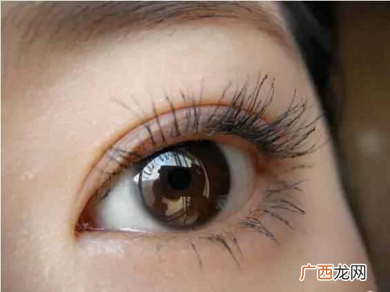 如何补妆？彩妆补妆的小技巧，如何快速补妆！