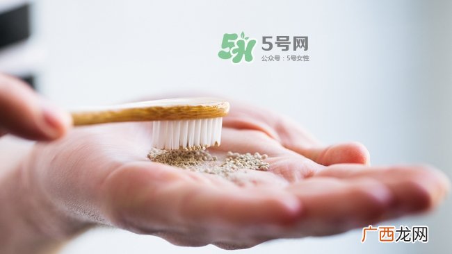 lush牙膏粒怎么用?lush牙膏粒使用方法