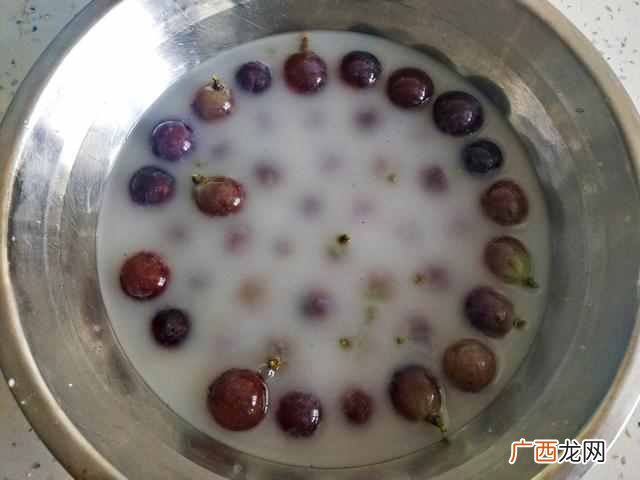 葡萄怎么洗干净？教你正确做法，葡萄干净又卫生