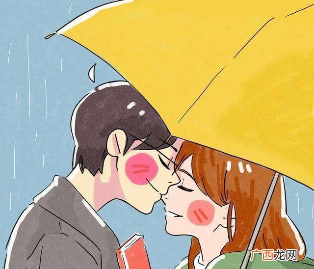 中年男人喜欢的女人，中年男人爱上一个女人的表现