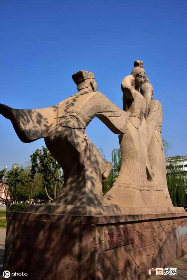 邯郸学步的故事主要讲了什么？真的有那么值得讥讽的地方吗