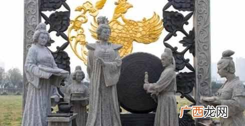 请君入瓮的主人公是谁？请君入瓮这个成语来自历史上哪个故事