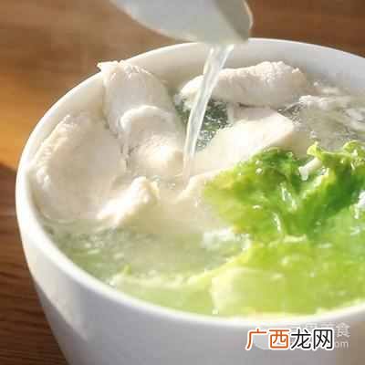 鸡胸肉做汤简单做法？鸡胸肉片汤的做法