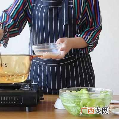 鸡胸肉做汤简单做法？鸡胸肉片汤的做法