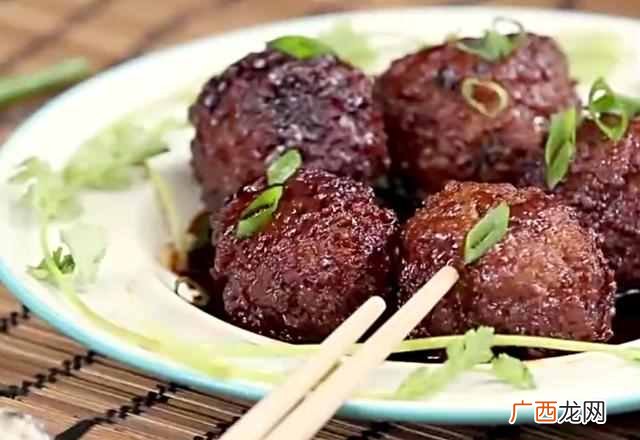 炸好的肉丸子怎么红烧？红烧肉丸的创新做法