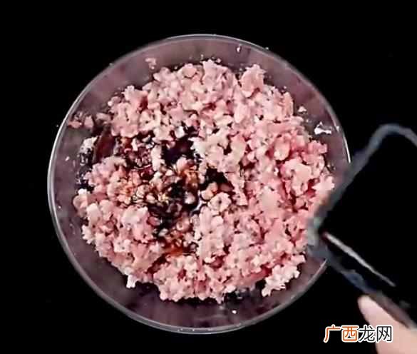 炸好的肉丸子怎么红烧？红烧肉丸的创新做法