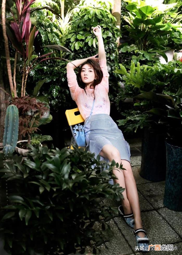 蒲巴甲微博，八王妃年初就官宣了被演员蒲巴甲求婚的微博