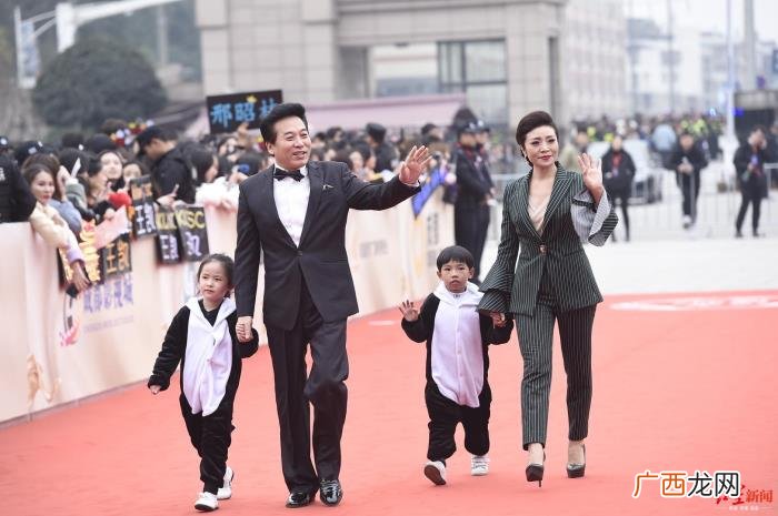 朱一龙王凯，朱一龙、王凯、陈宝国、张国立等今日齐聚成都