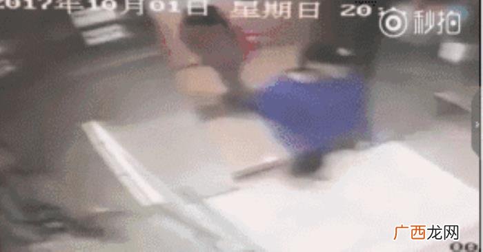 陈翔挤痘痘，如今陈翔又开辟了一种新玩法挤痘痘