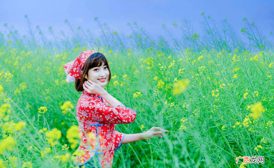 怎么和女孩子聊天？和女孩子聊了一个月如何更近一步