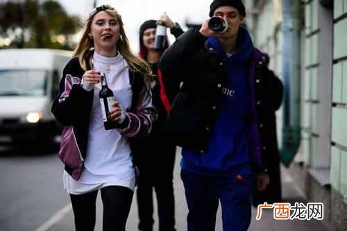 俄罗斯北部人口稀少的原因？俄罗斯领土那么大，人口为什么越来越少