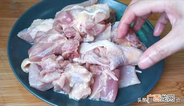 怎样炖老母鸡能炖的烂一点？原来老鸡肉煮烂这么简单