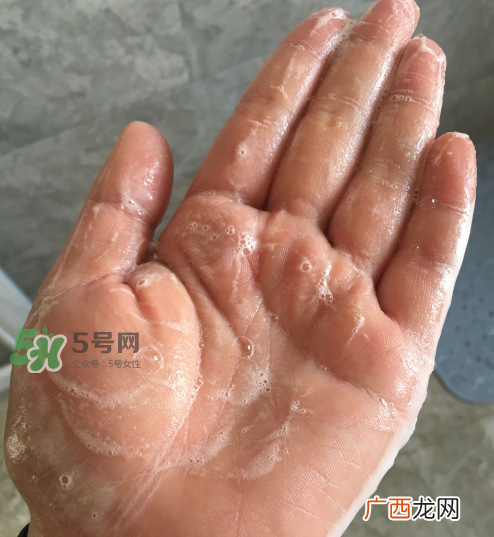 贝蜜清净痘控油洁面啫喱怎么样？贝蜜清祛痘控油洁面啫喱好用吗？