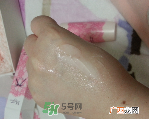 曼妮芬玫瑰身体乳怎么样?曼妮芬玫瑰丝柔身体乳好用吗?
