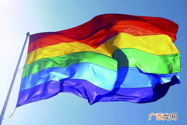 同性恋是由基因决定的吗？基因决定还是环境决定？