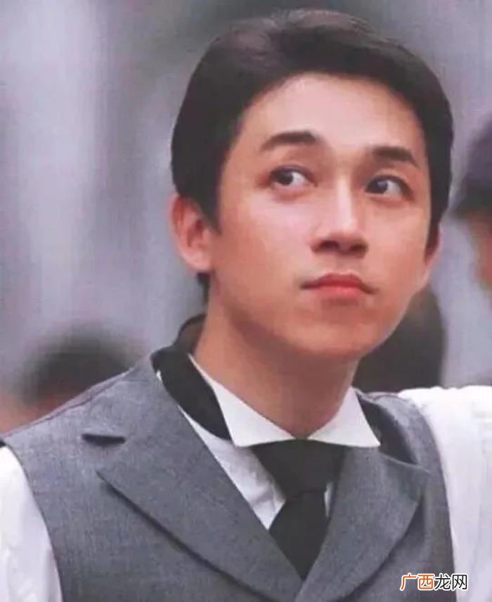 潘粤明演的，主演潘粤明凭此走上了人生第一座巅峰