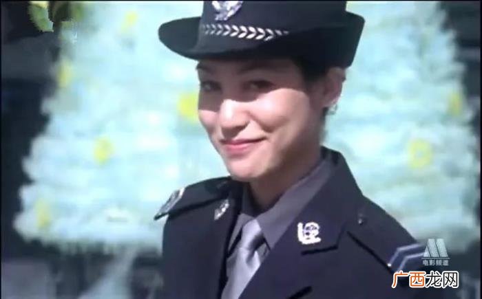 潘粤明演的，主演潘粤明凭此走上了人生第一座巅峰