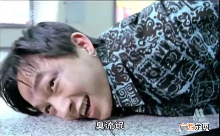 潘粤明演的，主演潘粤明凭此走上了人生第一座巅峰