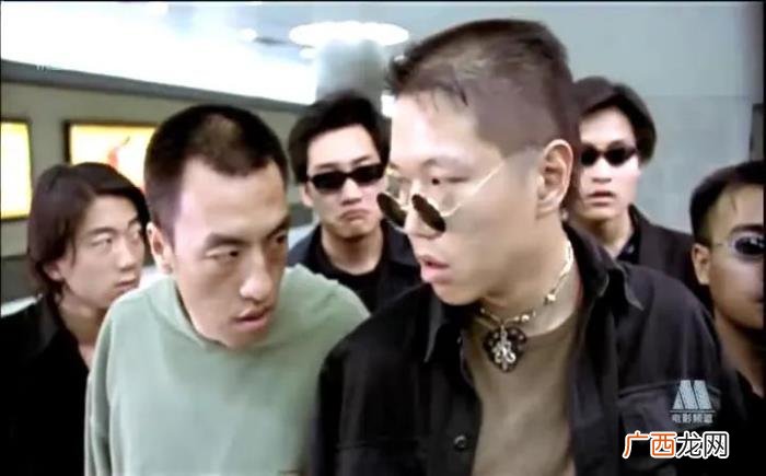 潘粤明演的，主演潘粤明凭此走上了人生第一座巅峰