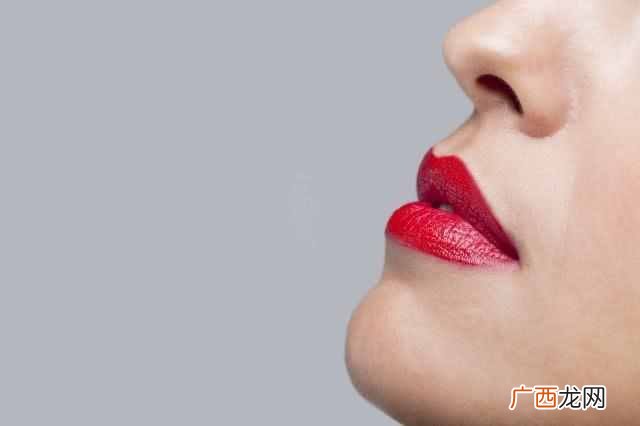 如何让鼻头变小？如何正确瘦鼻