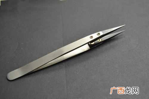 502粘住手怎么办？502粘到手上变硬了怎么办