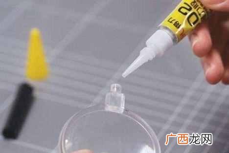502粘住手怎么办？502粘到手上变硬了怎么办