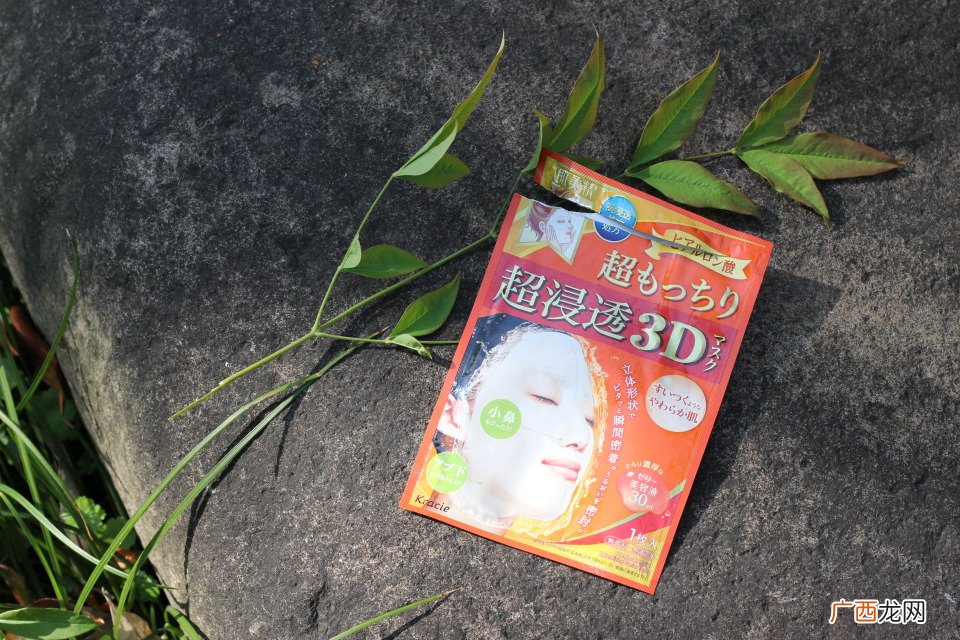 油痘皮适合的面膜 脸上出油长痘用什么面膜