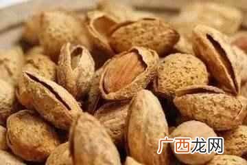 食物部分发霉，没必要扔掉？小心把霉菌吃进肚子里