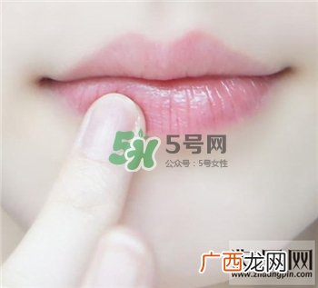 唇色深怎么办?唇色深怎么改善?