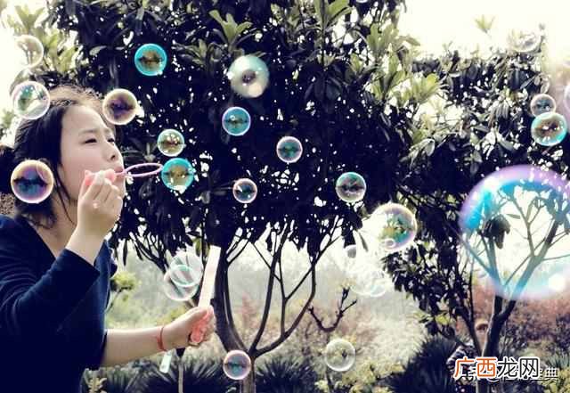 泡泡水怎么做？泡泡水的制作比例，泡泡大又多