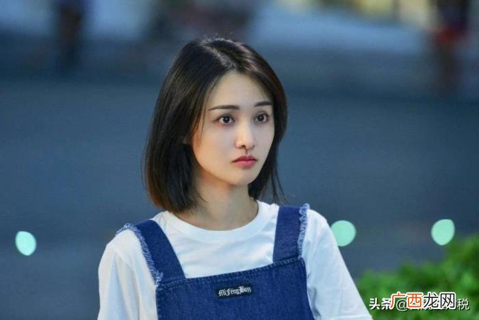 明星的片酬怎么交税，揭秘明星天价片酬背后的涉税问题
