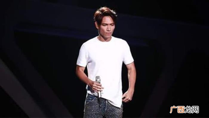 跨年周笔畅，周笔畅、杨宗纬、丁当加盟东方卫视跨年盛典
