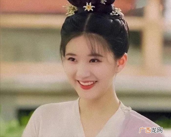 川渝女明星，这12位川渝女明星全部都是高颜值