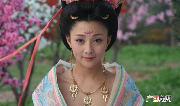 川渝女明星，这12位川渝女明星全部都是高颜值