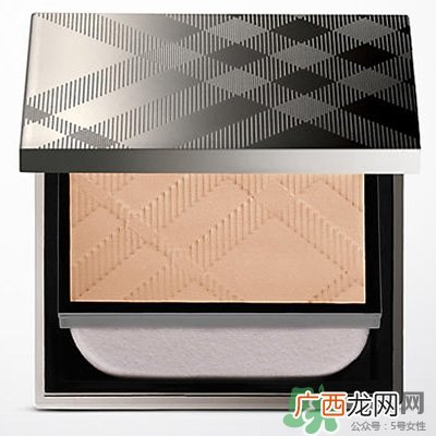 Burberry巴宝莉彩妆套装Beasts Beauty Box多少钱_有什么