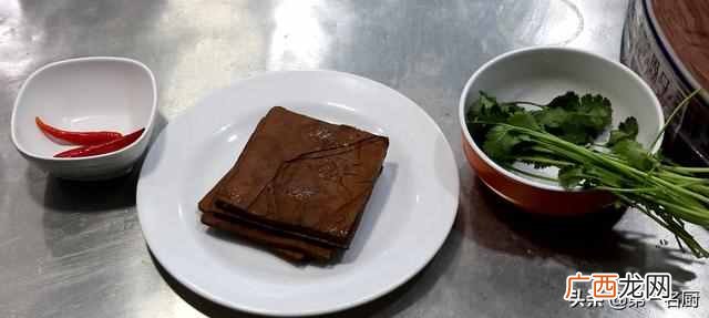为什么你做的凉菜不入味？大厨教你一招