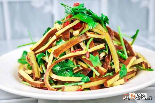 为什么你做的凉菜不入味？大厨教你一招