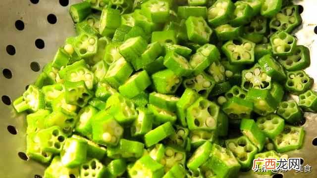 秋葵炒鸡蛋最正确的做法，鲜嫩有营养，老少皆宜