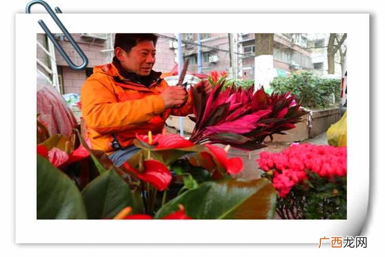 做什么小本生意赚钱？在当前市场上，做什么小本生意来钱快？