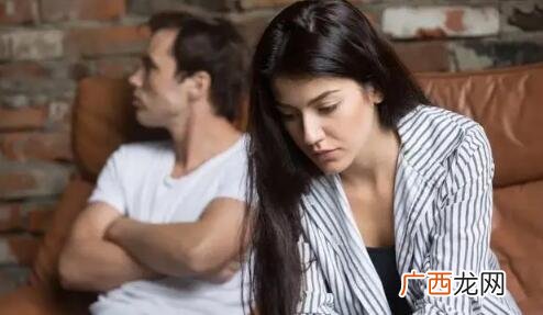 男生为什么和喜欢的人没话题聊天？该怎么改变
