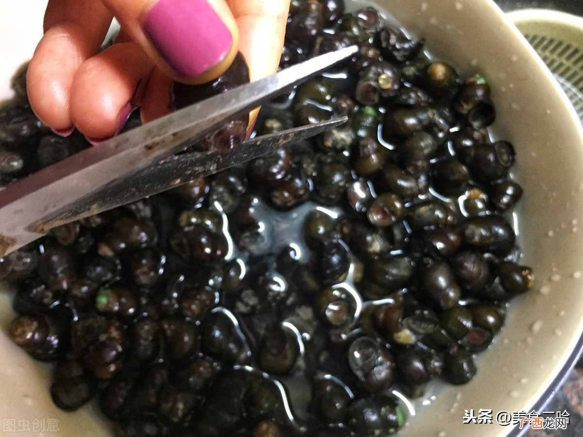 田螺怎么洗最快最干净？洗田螺时，牢记这1浸泡2勾虫