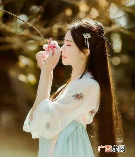 美图秀秀怎么抠图？美图秀秀的抠图功能太强大了
