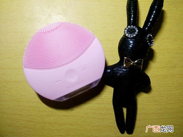 luna mini2第一次充电多久,露娜mini2怎么开关机